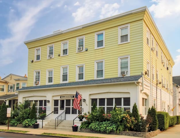 The Allenhurst Apartments managed Airbnb listing 2