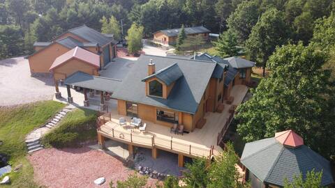 The Great Escape - Private Resort by Patriot Prop.
