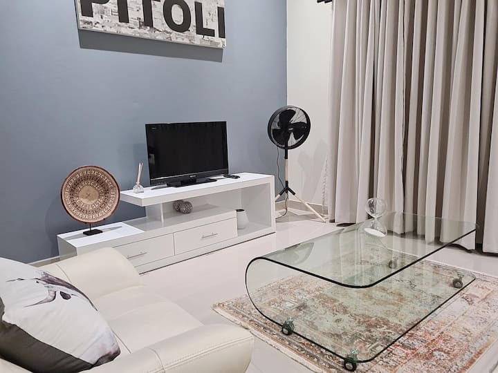 Modern Executive Unit - East London