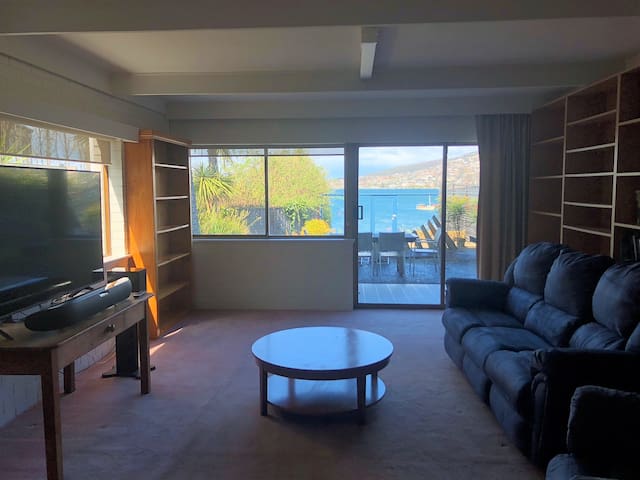 Sullivans Cove Apartments managed Airbnb listing 1