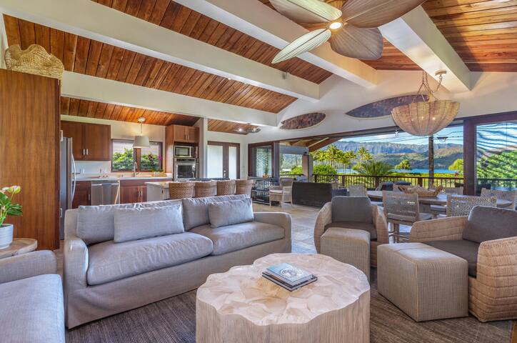 Nalu Hanalei, Stunning Hanalei home right by beach gallery image 3