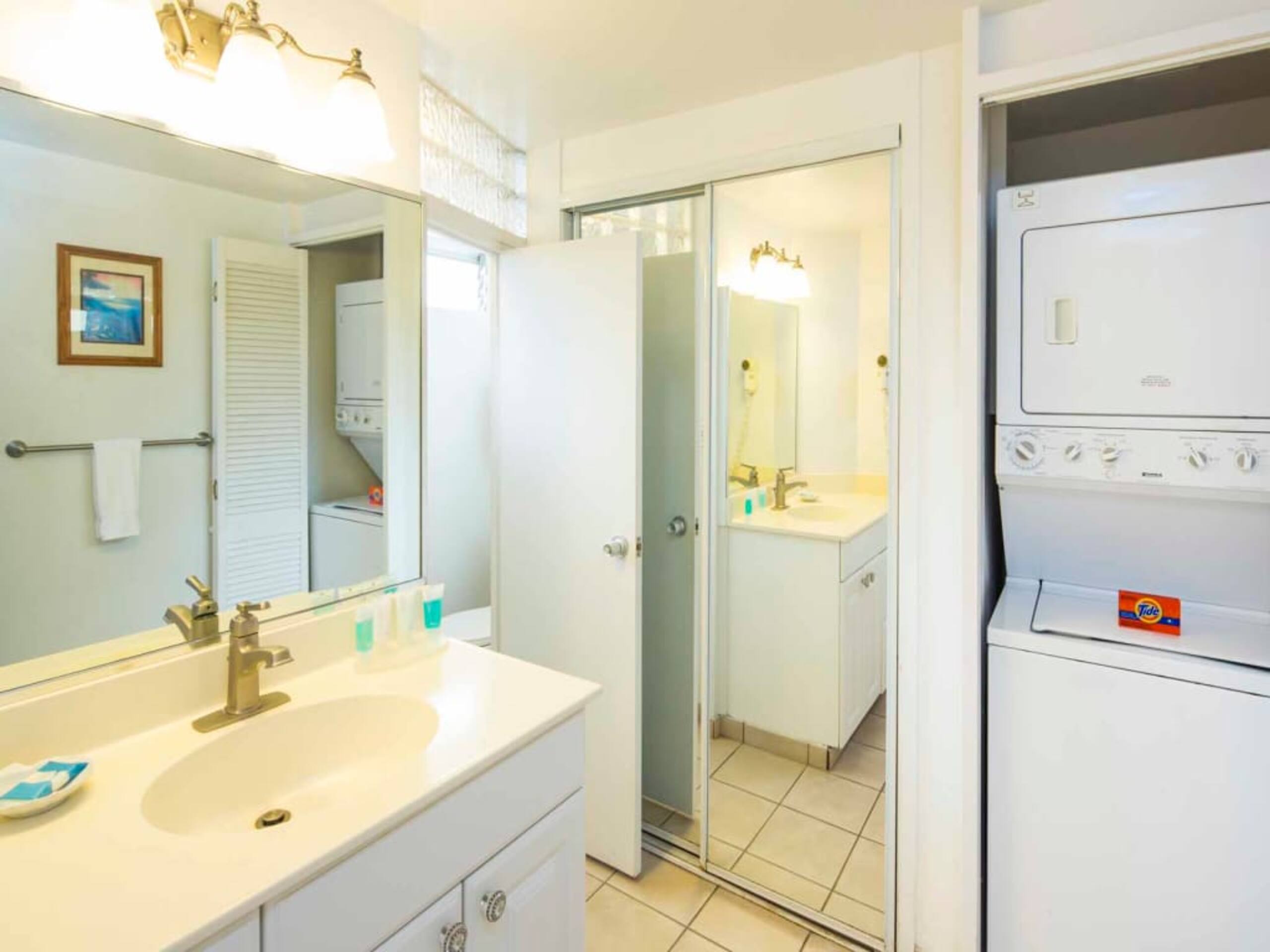 Condo in Honolulu · ★5.0 · Studio · 1 bed · 1 private bath - Image 25