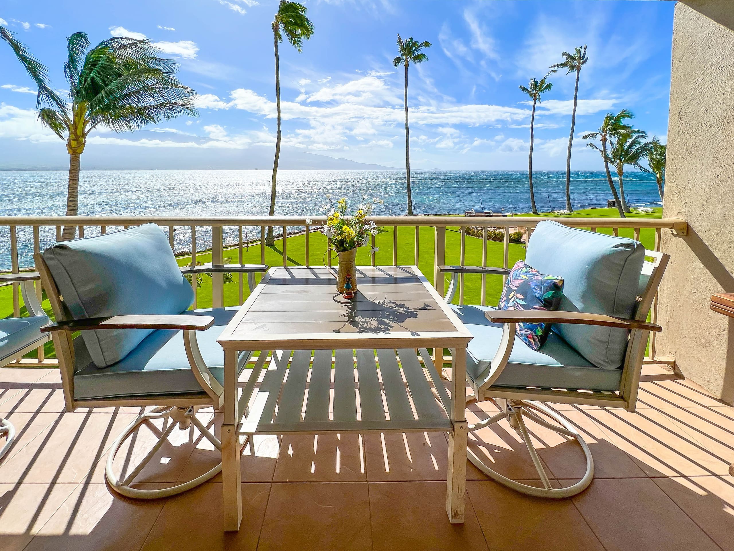 Condo in Wailuku · ★4.74 · 1 bedroom · 2 beds · 1 shared bath - Image 2
