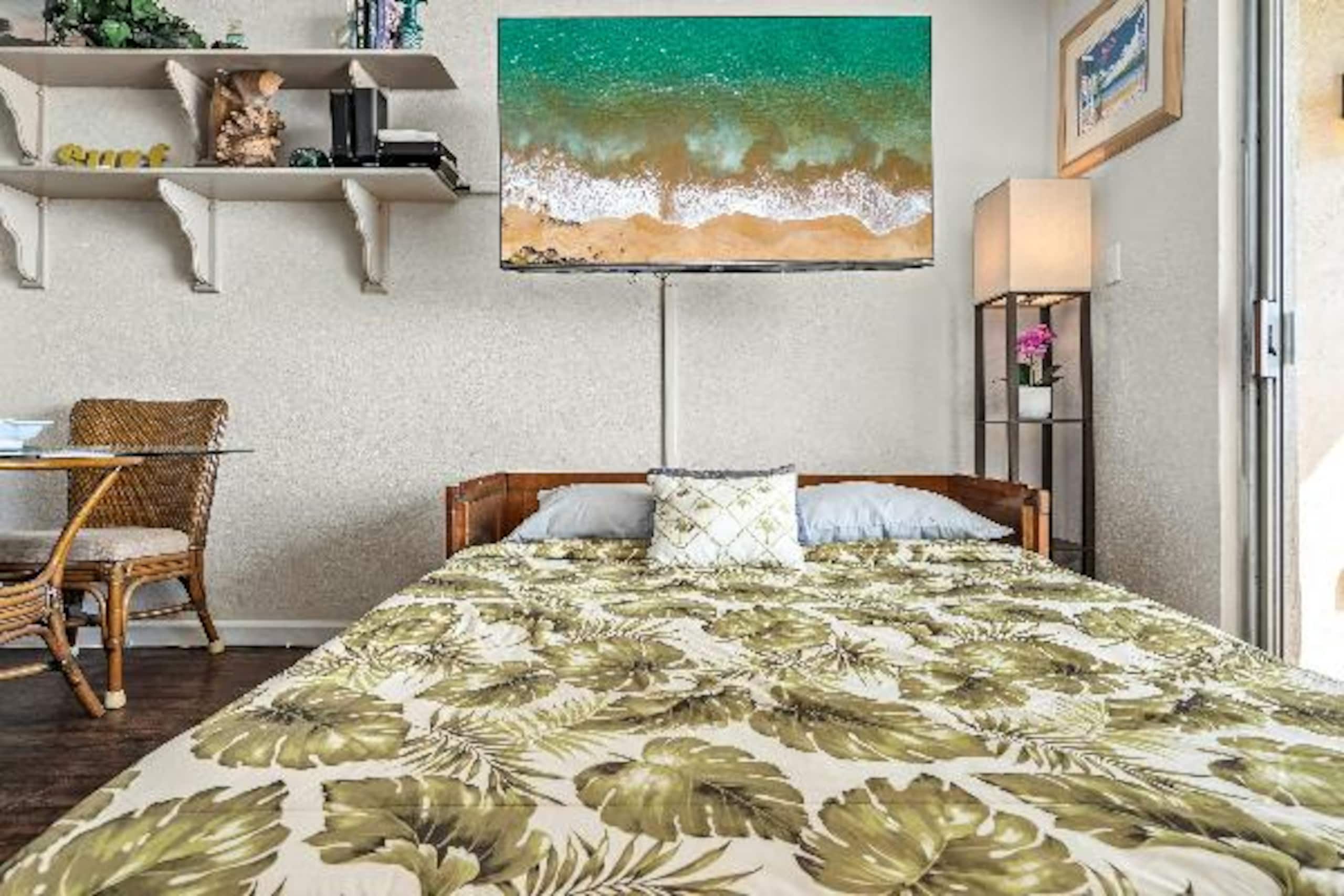 Condo in Wailuku · ★4.74 · 1 bedroom · 2 beds · 1 shared bath - Image 16