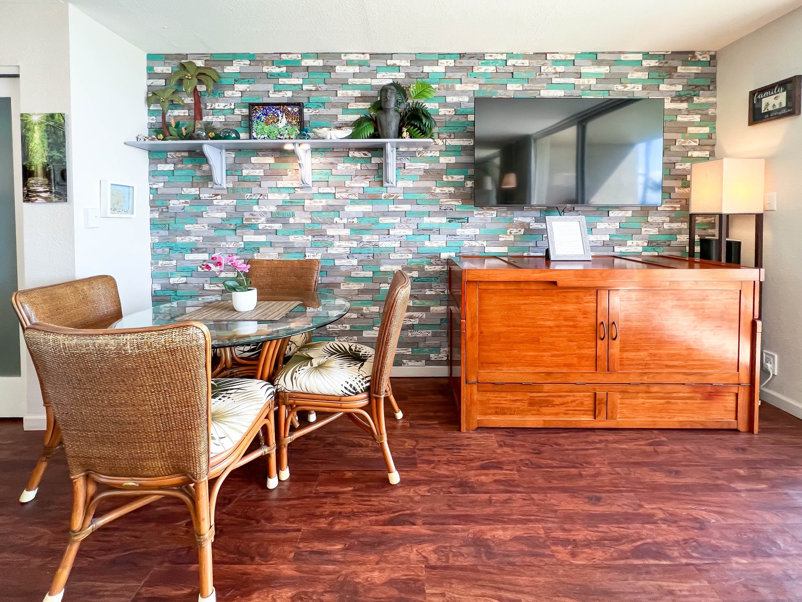Condo in Wailuku · ★4.74 · 1 bedroom · 2 beds · 1 shared bath - Image 15