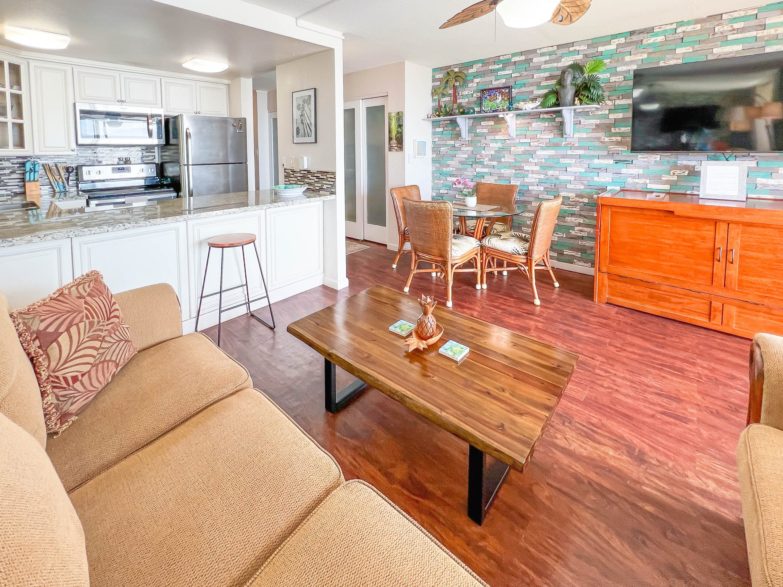 Condo in Wailuku · ★4.74 · 1 bedroom · 2 beds · 1 shared bath - Image 13