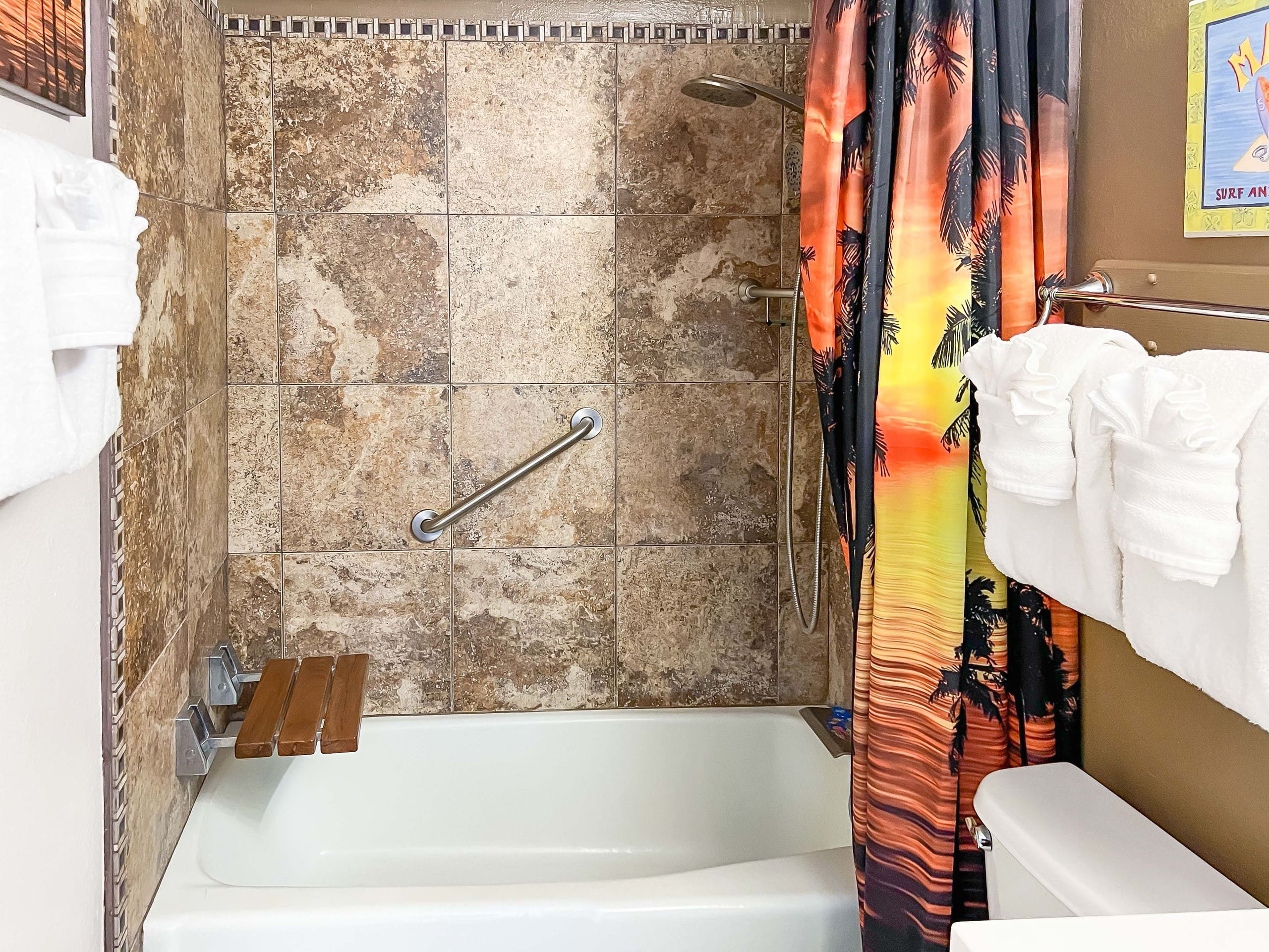 Condo in Wailuku · ★4.74 · 1 bedroom · 2 beds · 1 shared bath - Image 27