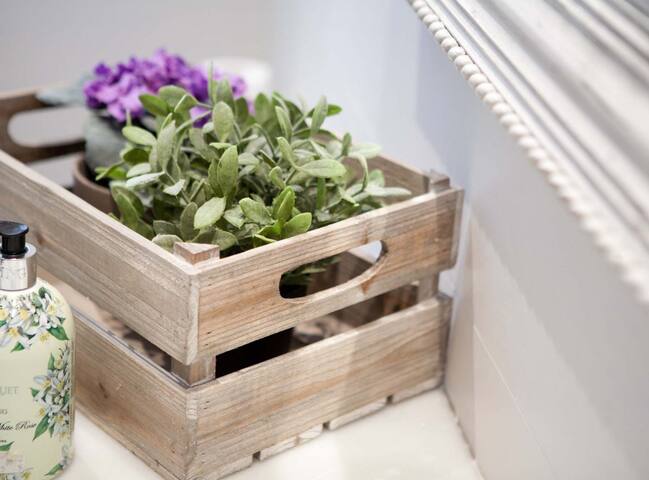 Le Monde-Fabulous 5-Bedroom Apartment gallery image 5