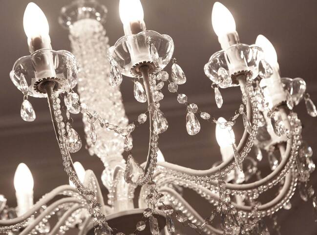 Le Monde-Fabulous 5-Bedroom Apartment gallery image 3