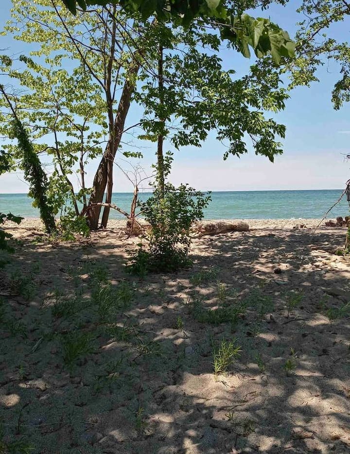 Top 9 Cabins With Hot Tub Near GenevaOnTheLake, Ohio Updated 2024