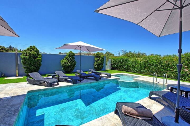 Villa zaneti – holiday villa rental with private p gallery image 2