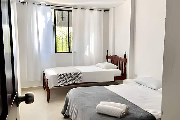 صورة لغرفة بأكملها ،عرض (العقار / الغرفة)