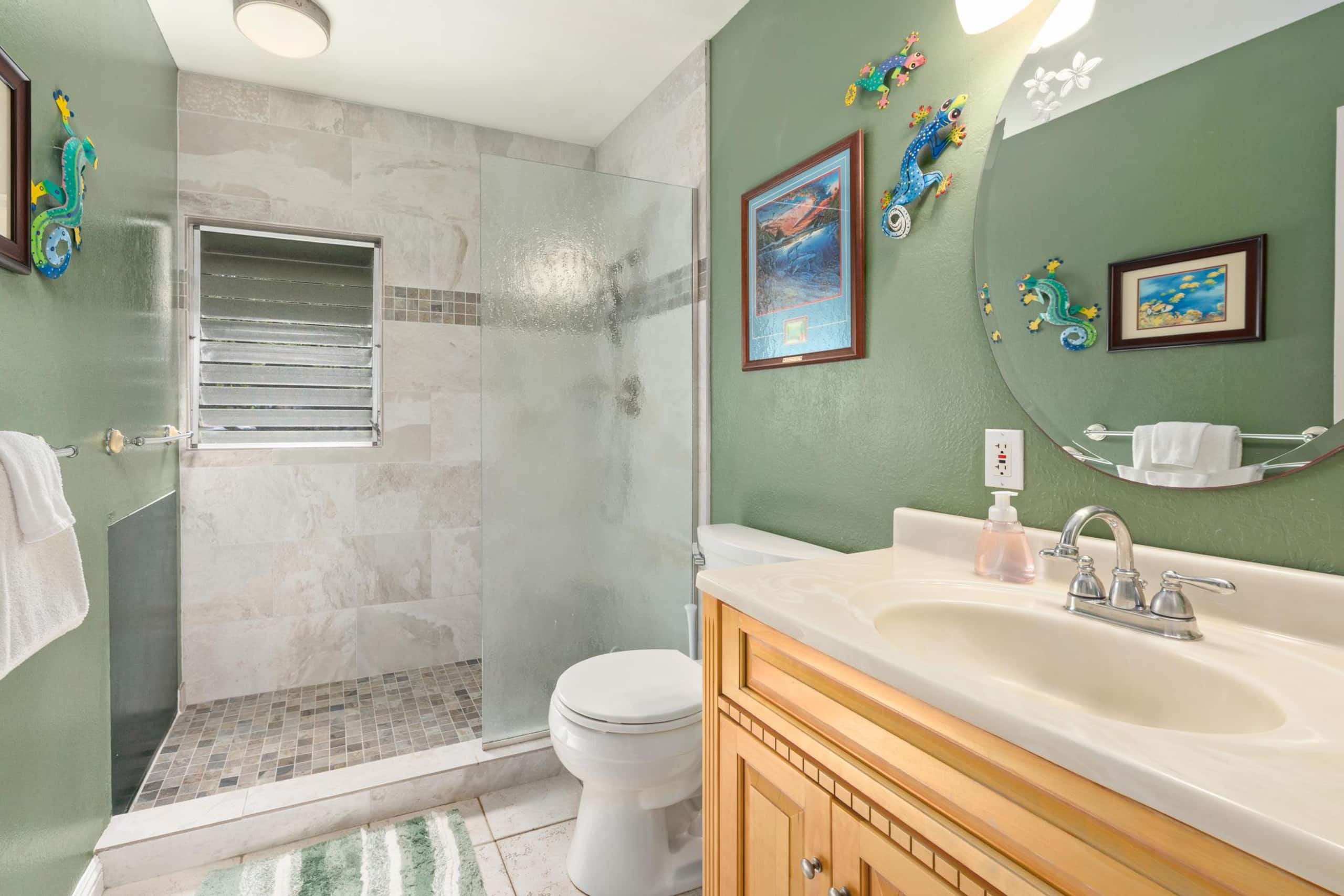 Condo in Kailua-Kona · ★4.5 · 1 bedroom · 2 beds · 2 shared baths - Image 18