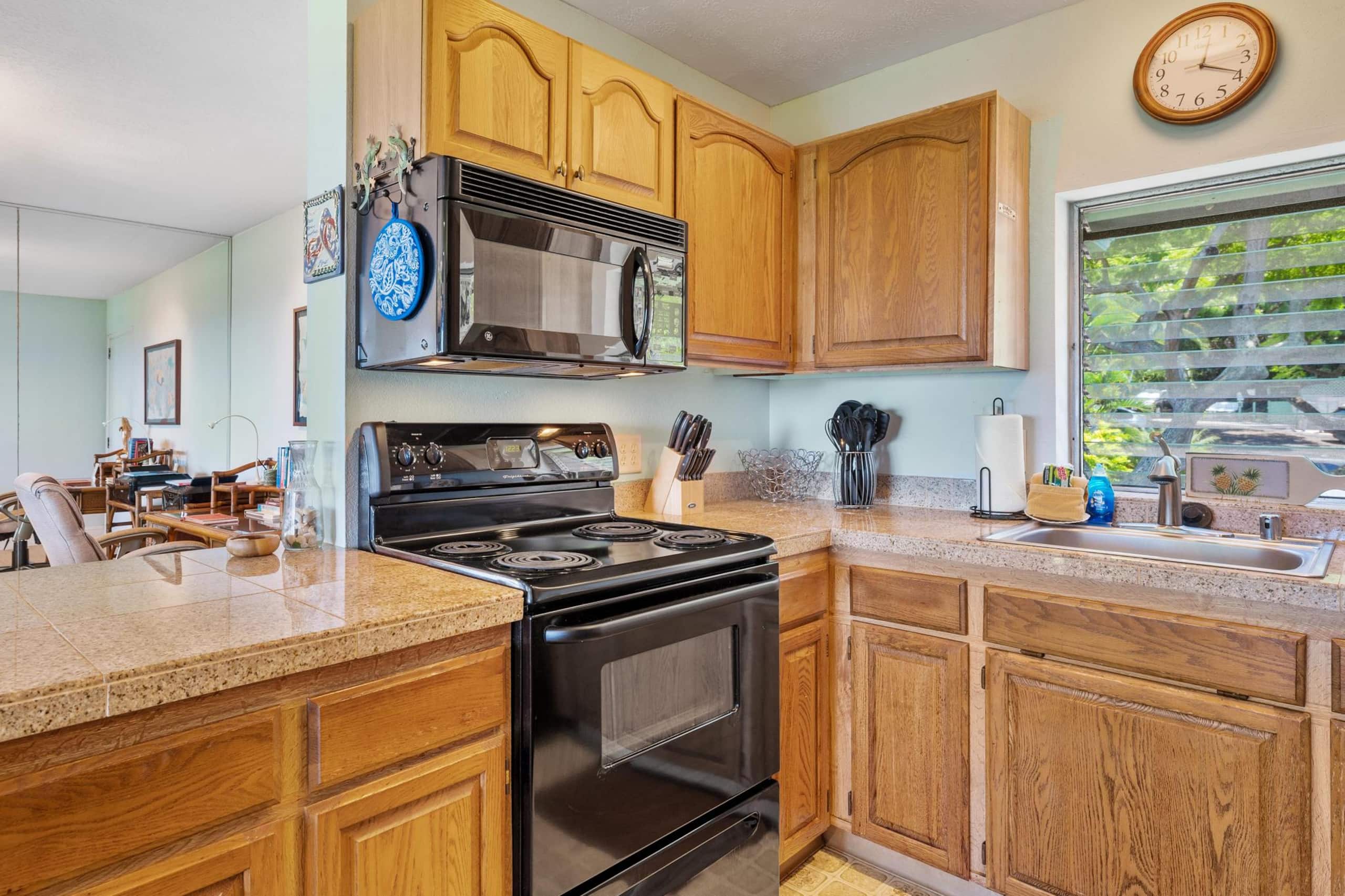 Condo in Kailua-Kona · ★4.5 · 1 bedroom · 2 beds · 2 shared baths - Image 17