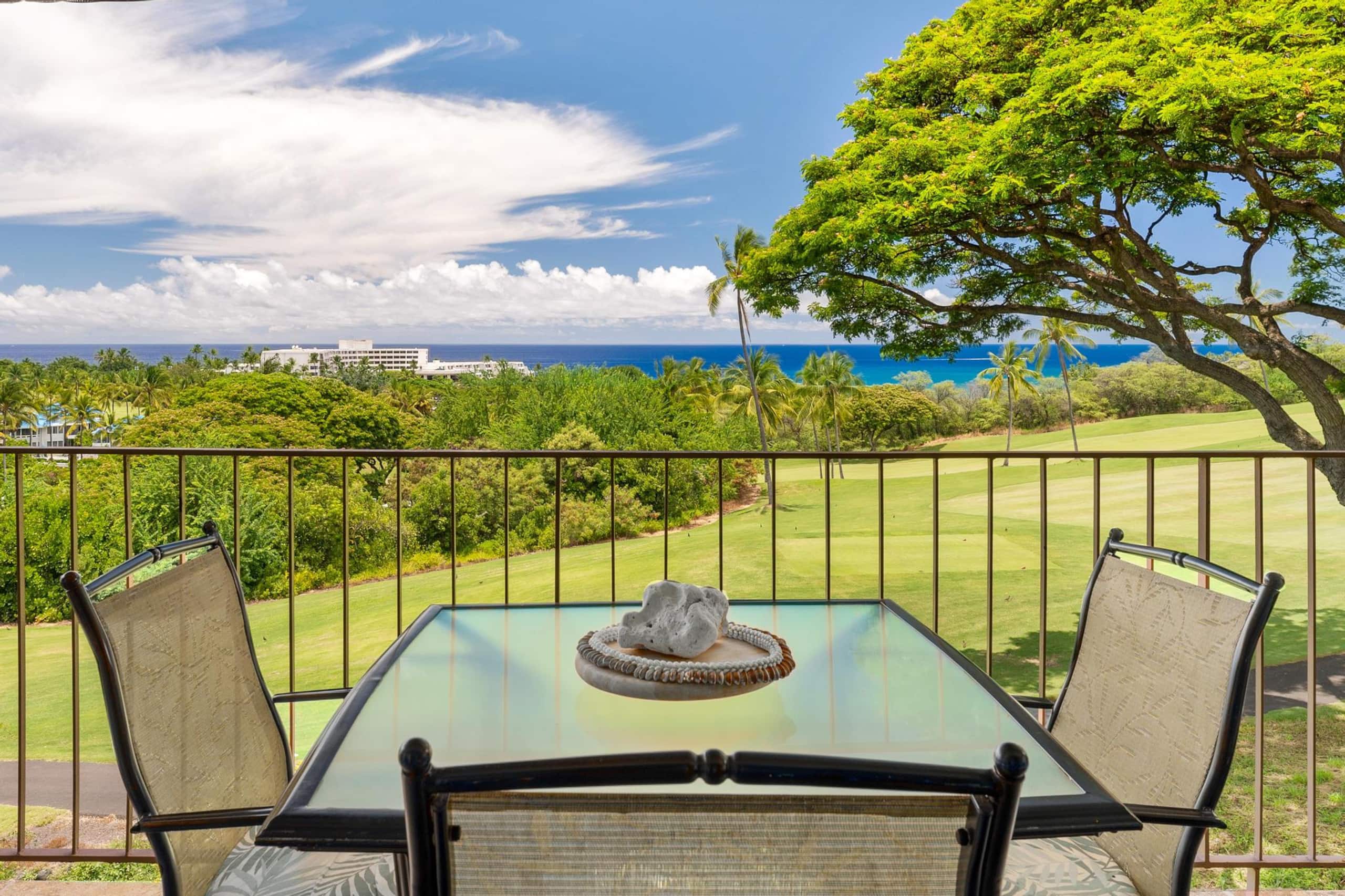 Condo in Kailua-Kona · ★4.5 · 1 bedroom · 2 beds · 2 shared baths - Image 14