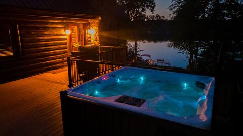 Cozy Winter Getaway|NEW Sauna|Hottub|Snow shoes|