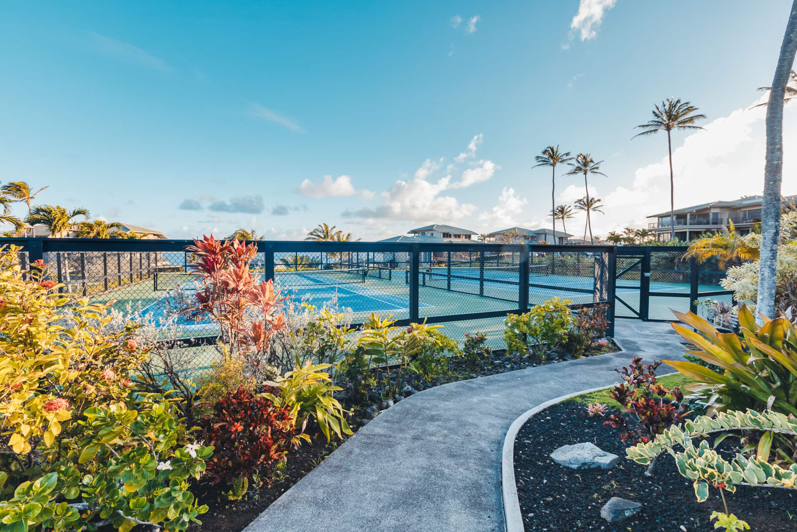 Condo in Lahaina · ★4.5 · 1 bedroom · 2 beds · 1 bath - Image 25