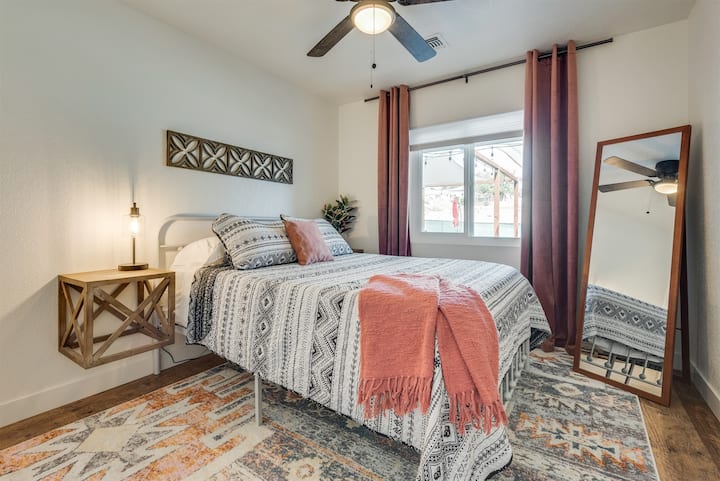 Guest room #2: Offers Queen memory foam mattress. Lamps in ALL bedrooms have USB plugins for easy charging..