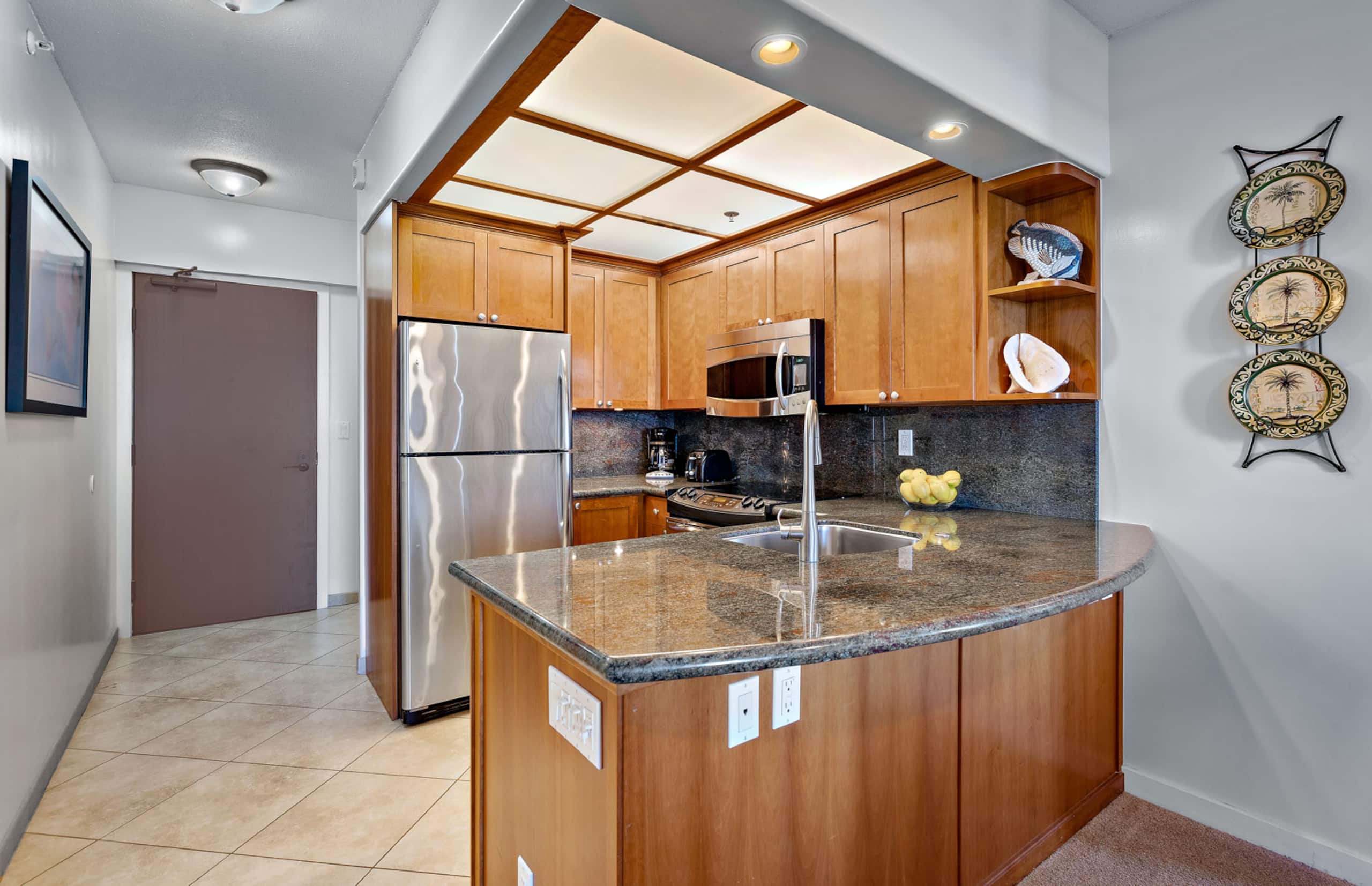 Condo in Lahaina · ★4.81 · Studio · 1 bed · 1 bath - Image 7