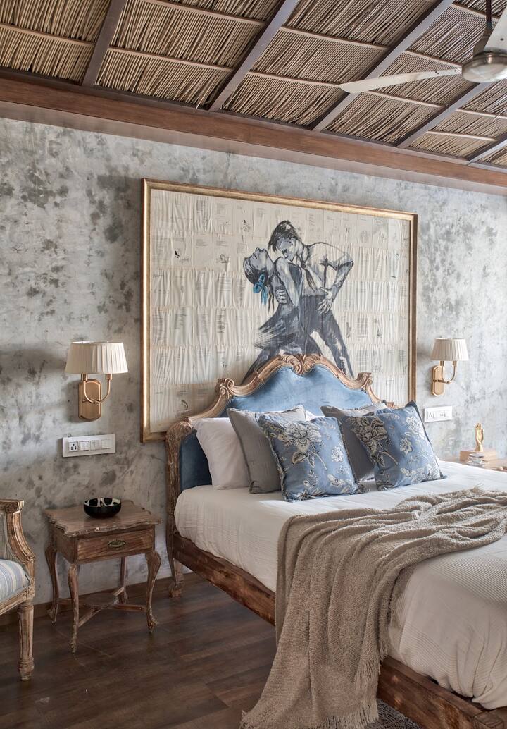 Bedroom 1 image 2