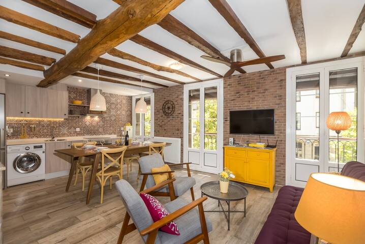 Sarriegi | The Rentals Collection