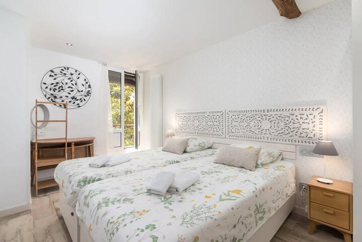 Sarriegi | The Rentals Collection gallery image 5