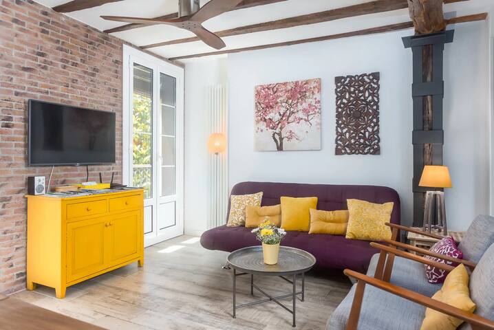 Sarriegi | The Rentals Collection gallery image 2