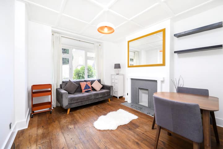 Central London Garden Flat - Whitehall