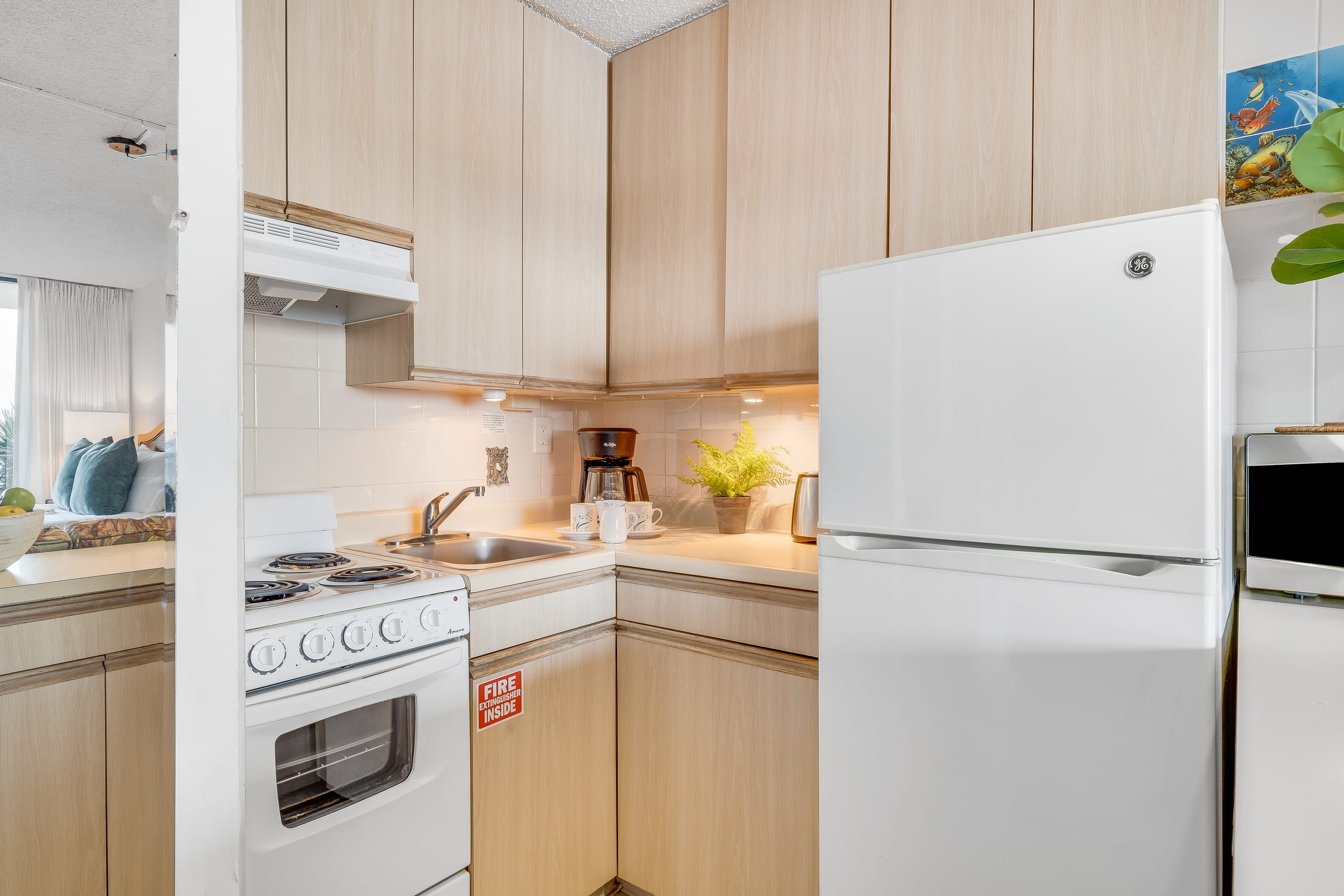 Condo in Lahaina · ★4.82 · 1 bedroom · 3 beds · 1 private bath - Image 21