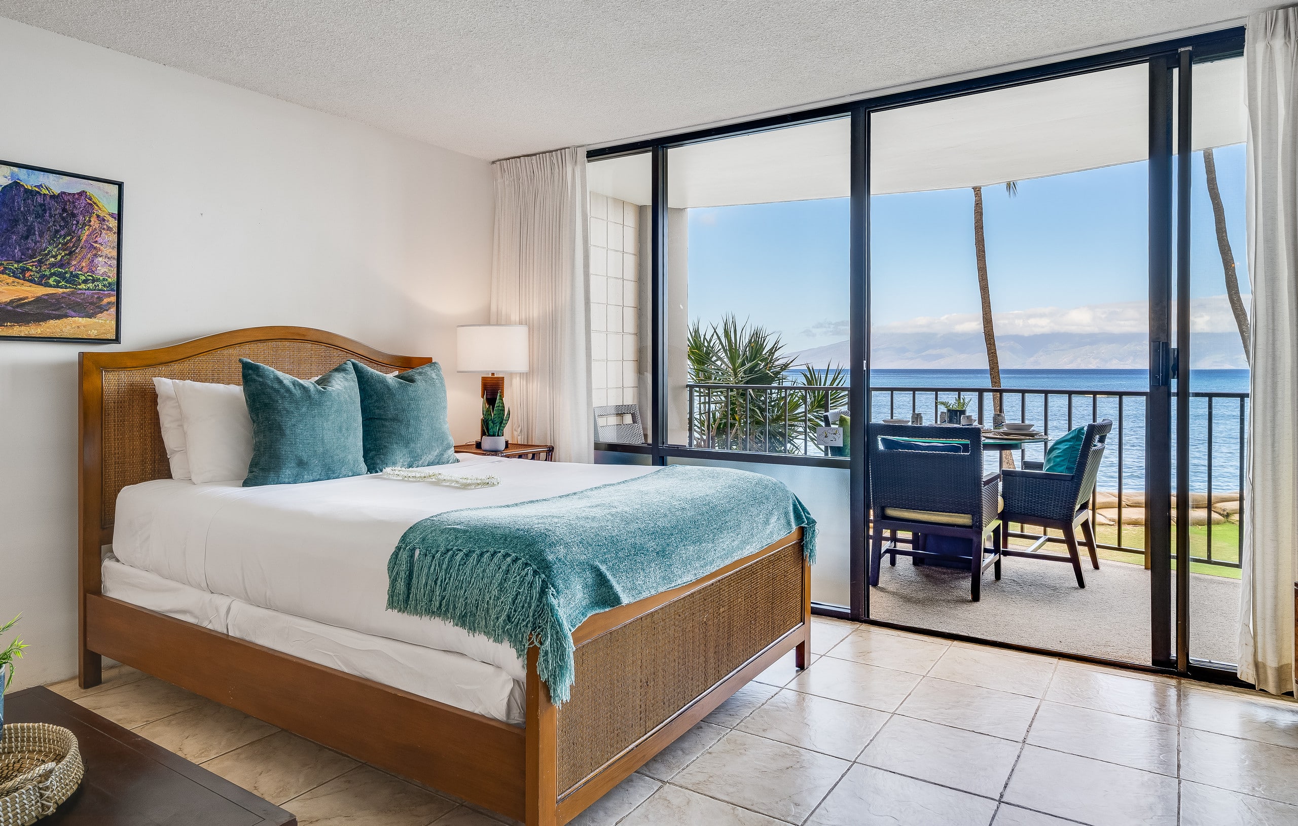 Condo in Lahaina · ★4.82 · 1 bedroom · 3 beds · 1 private bath - Image 2