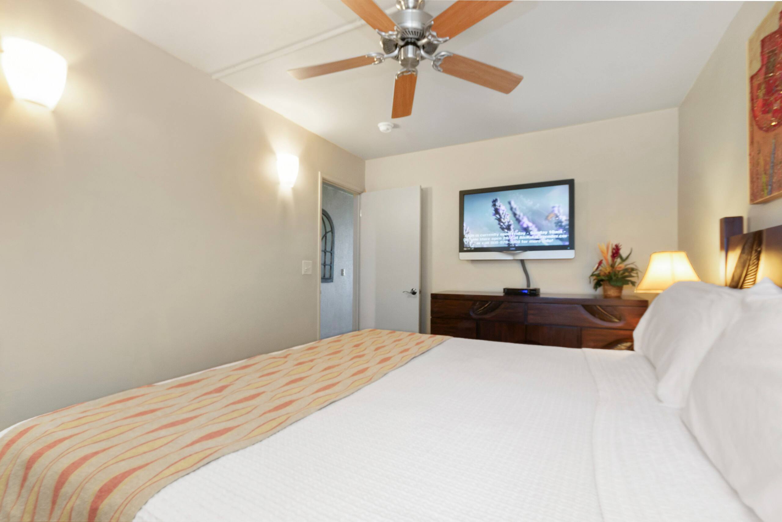 Condo in Kihei · ★5.0 · 1 bedroom · 2 beds · 1 private bath - Image 12