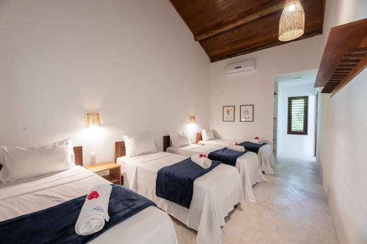 Foto de todo o quarto