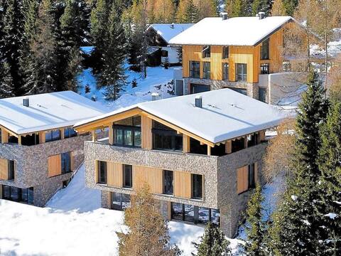 Luxurious and beautiful lodge with fantastic vie