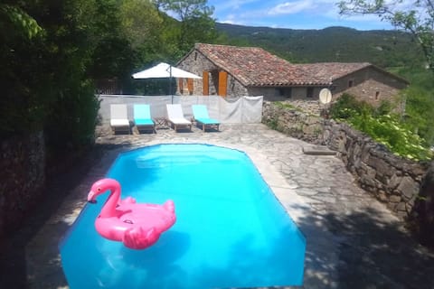 Cottage with a private pool in the Cevennes