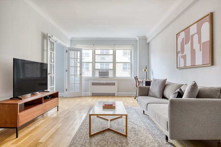 Airy Murray Hill 1br W/ Elevator, Gym & Doorman, By Blueground - Manhattan, NY
