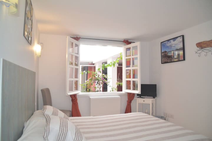 Ga7colores managed Airbnb listing 2