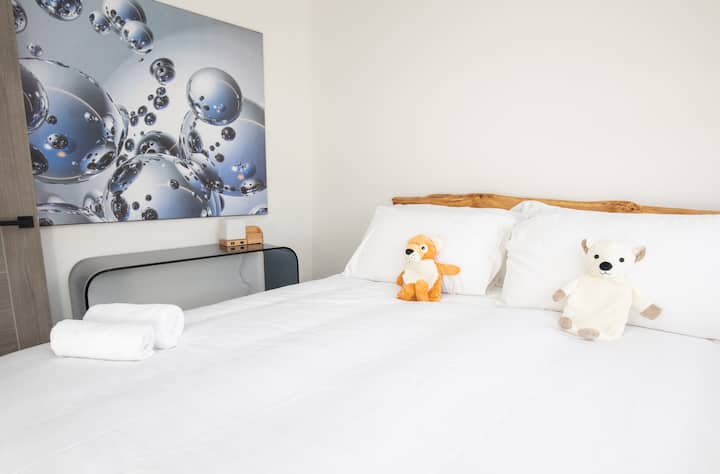 2. spavaća soba - napravljena kao bračni krevet, ali se može napraviti i kao bračni krevet