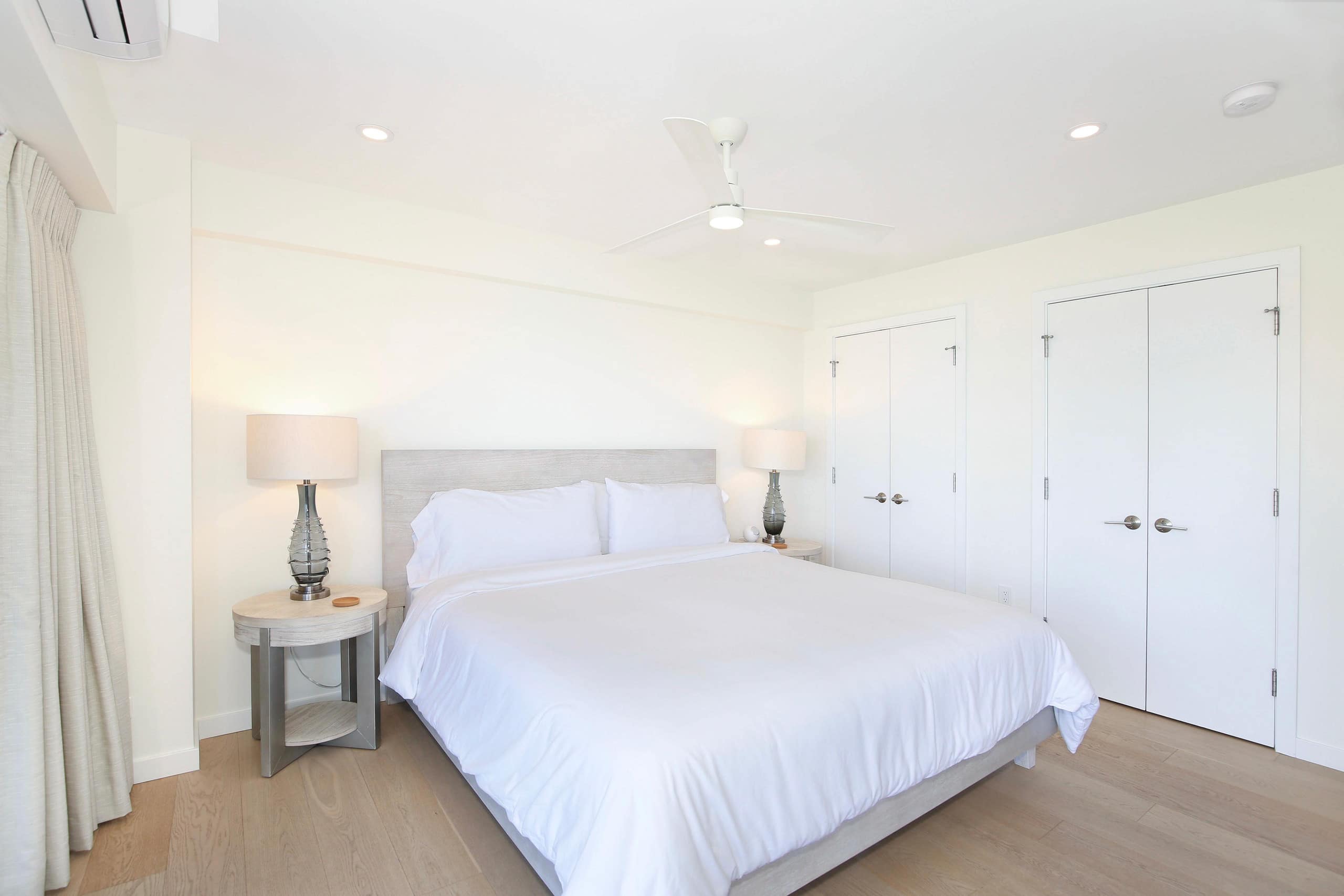 Condo in Honolulu · ★4.91 · 2 bedrooms · 4 beds · 2 private baths - Image 26