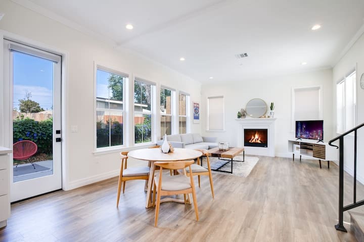Modern Home w/ Backyard 5-10min to CalTech/PCC