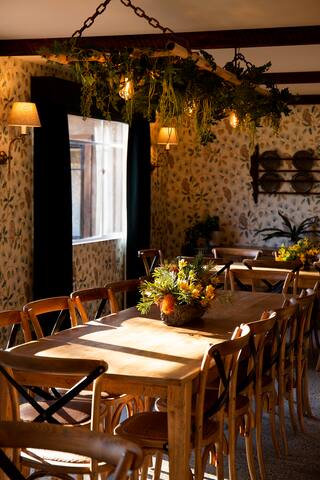 Luxury Yarra Valley Farmstead 8 Bedroom 21 Guests