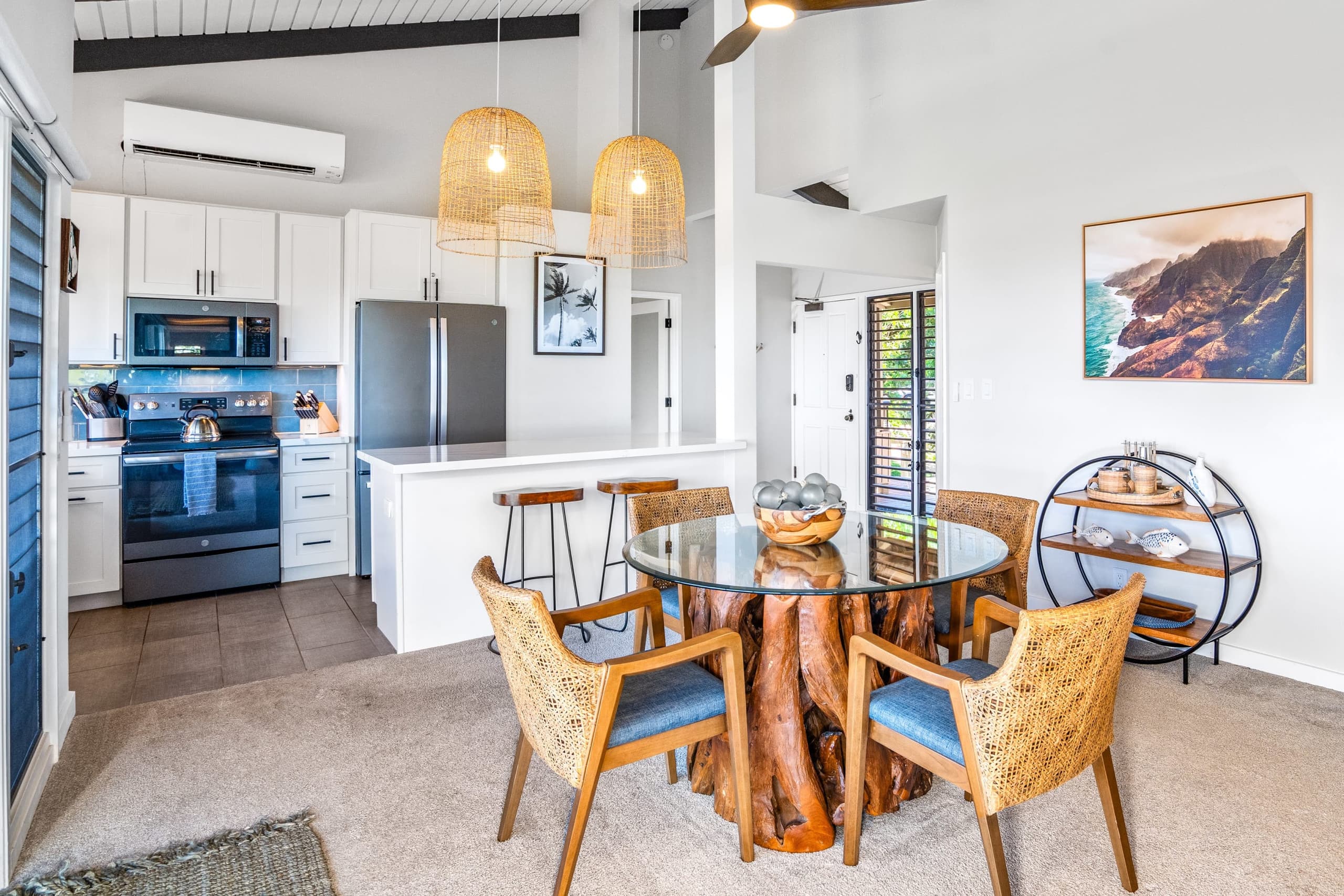 Condo in Kihei · ★4.95 · 1 bedroom · 2 beds · 2 baths - Image 7