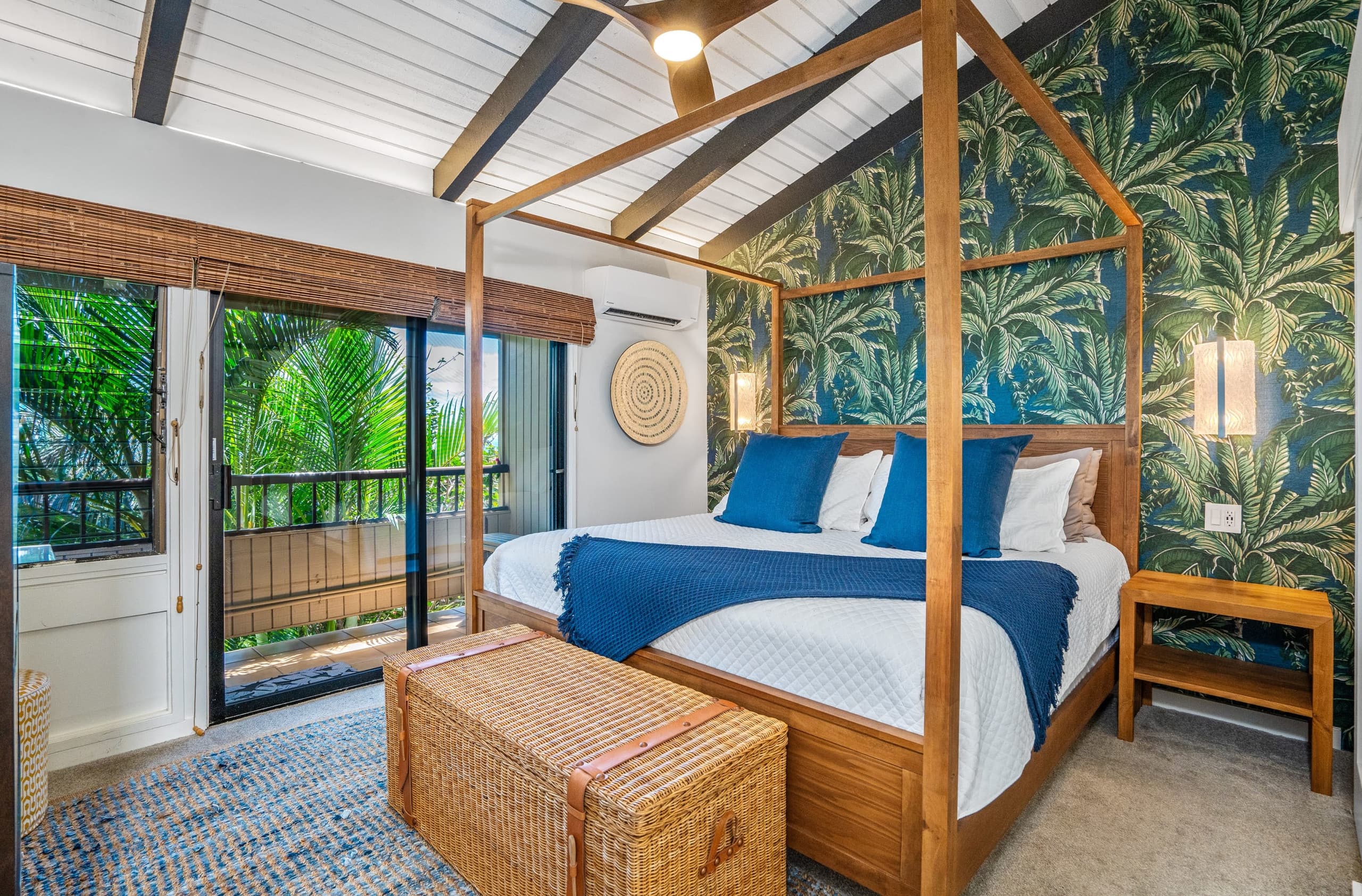 Condo in Kihei · ★4.95 · 1 bedroom · 2 beds · 2 baths - Image 14