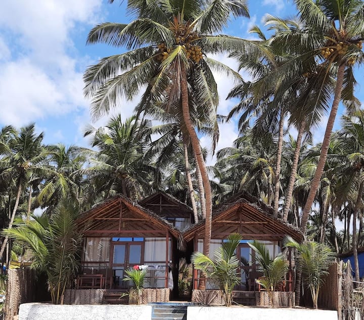 Elevated sea view villa 4