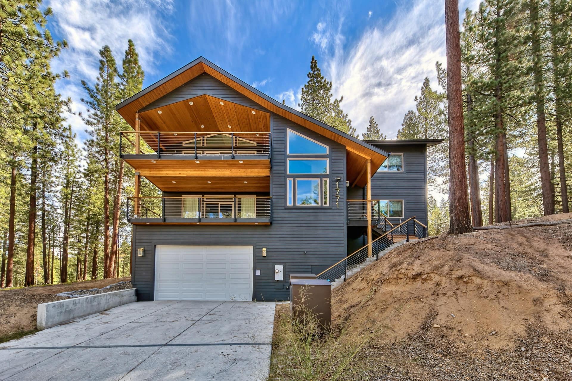 High Meadow Luxury 5BR,3BA- 8 Min to Heavenly