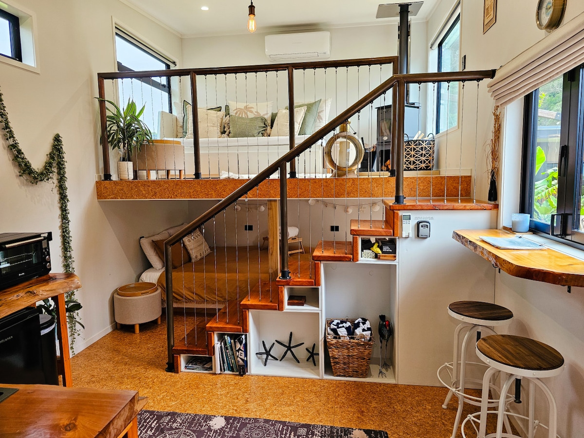 Popular Airbnb listing: Adventurers Chest - Pohutukawa Equipment Included in Thames Coromandel District