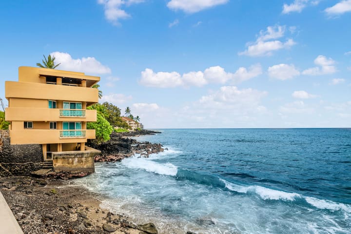 Amazing, Award-Winning Home on the Kona Coastline!