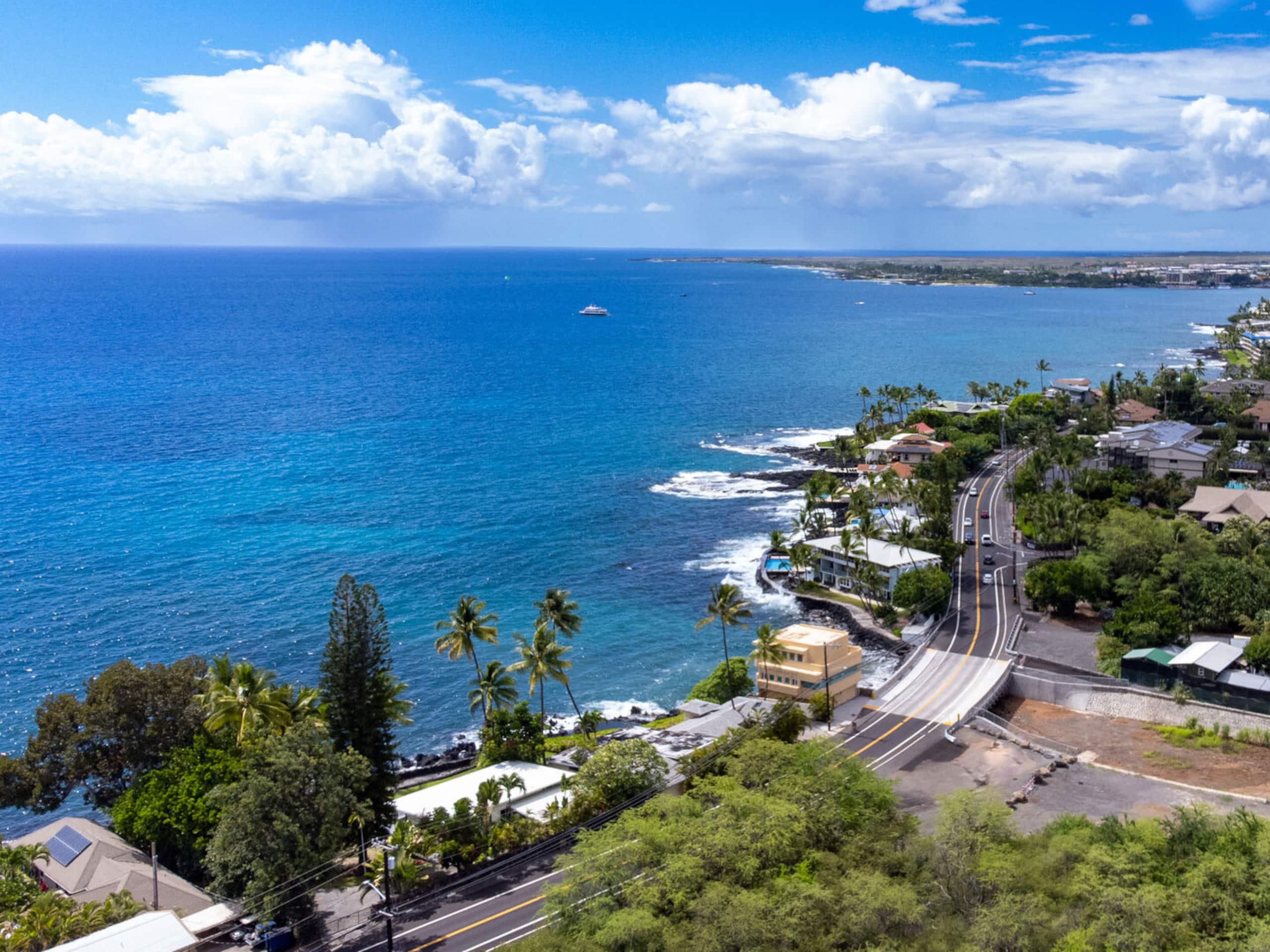 Home in Kailua-Kona · ★4.89 · 4 bedrooms · 4 beds · 4 baths - Image 53
