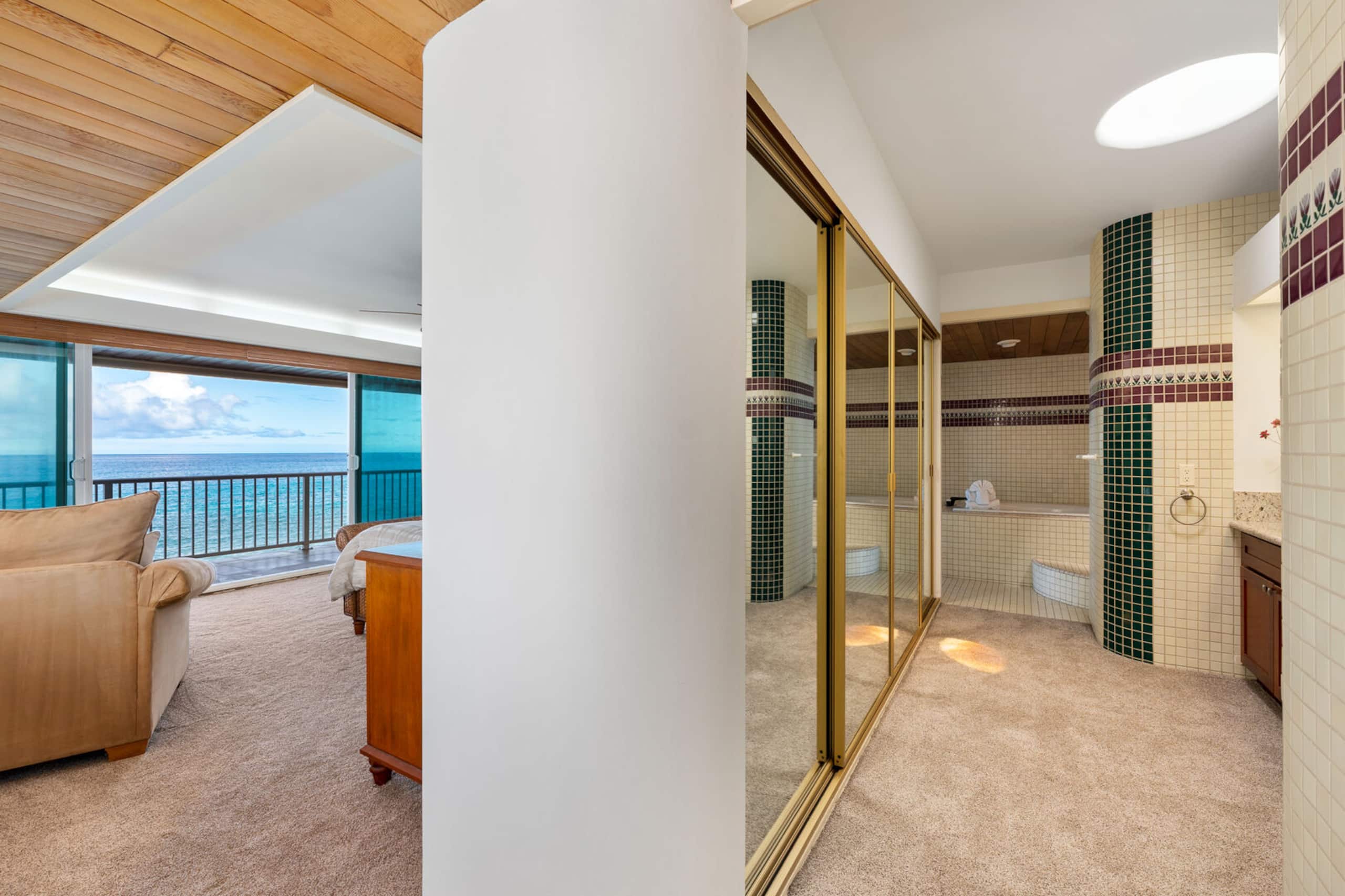 Home in Kailua-Kona · ★4.89 · 4 bedrooms · 4 beds · 4 baths - Image 12
