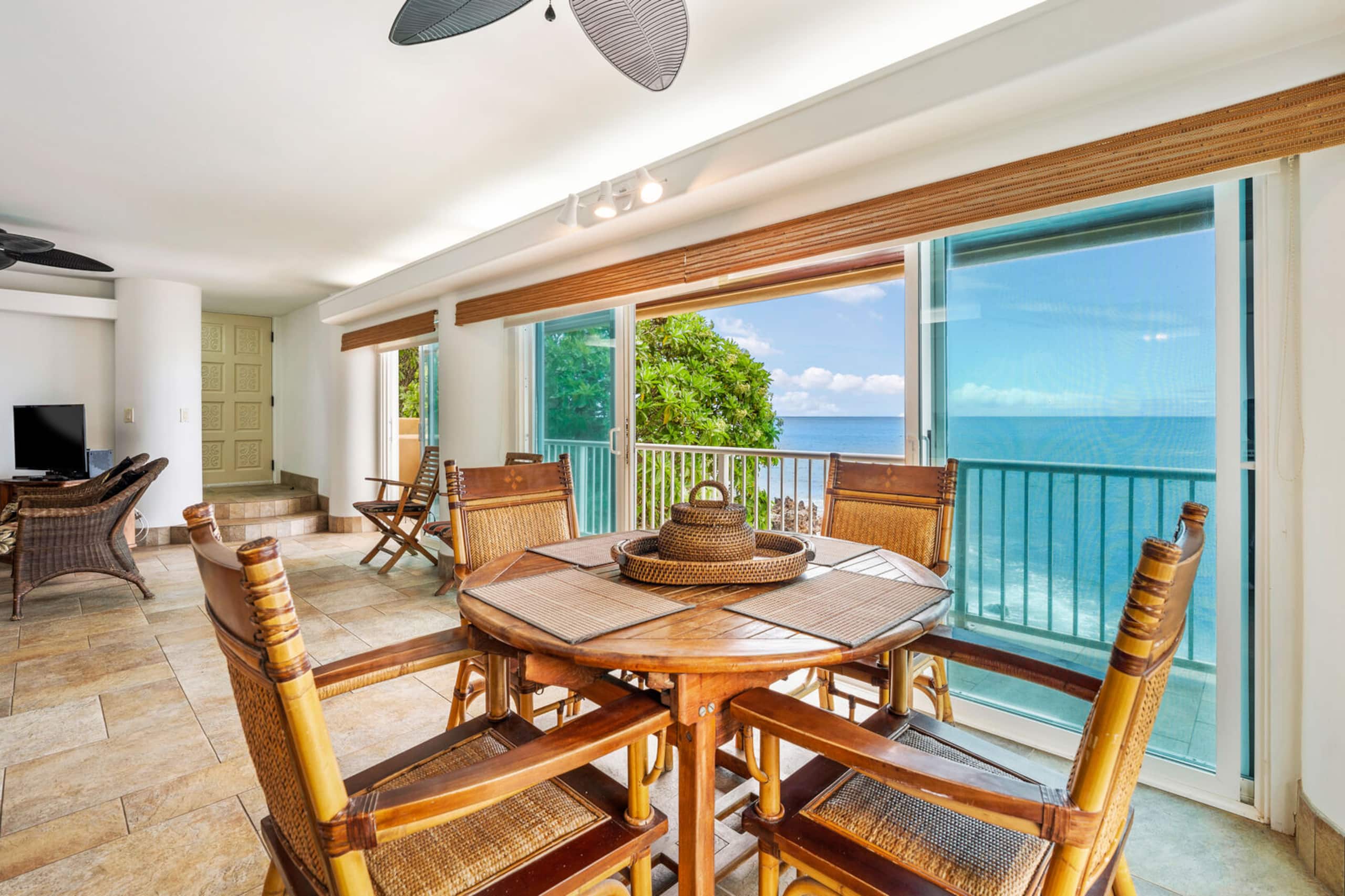 Home in Kailua-Kona · ★4.89 · 4 bedrooms · 4 beds · 4 baths - Image 3