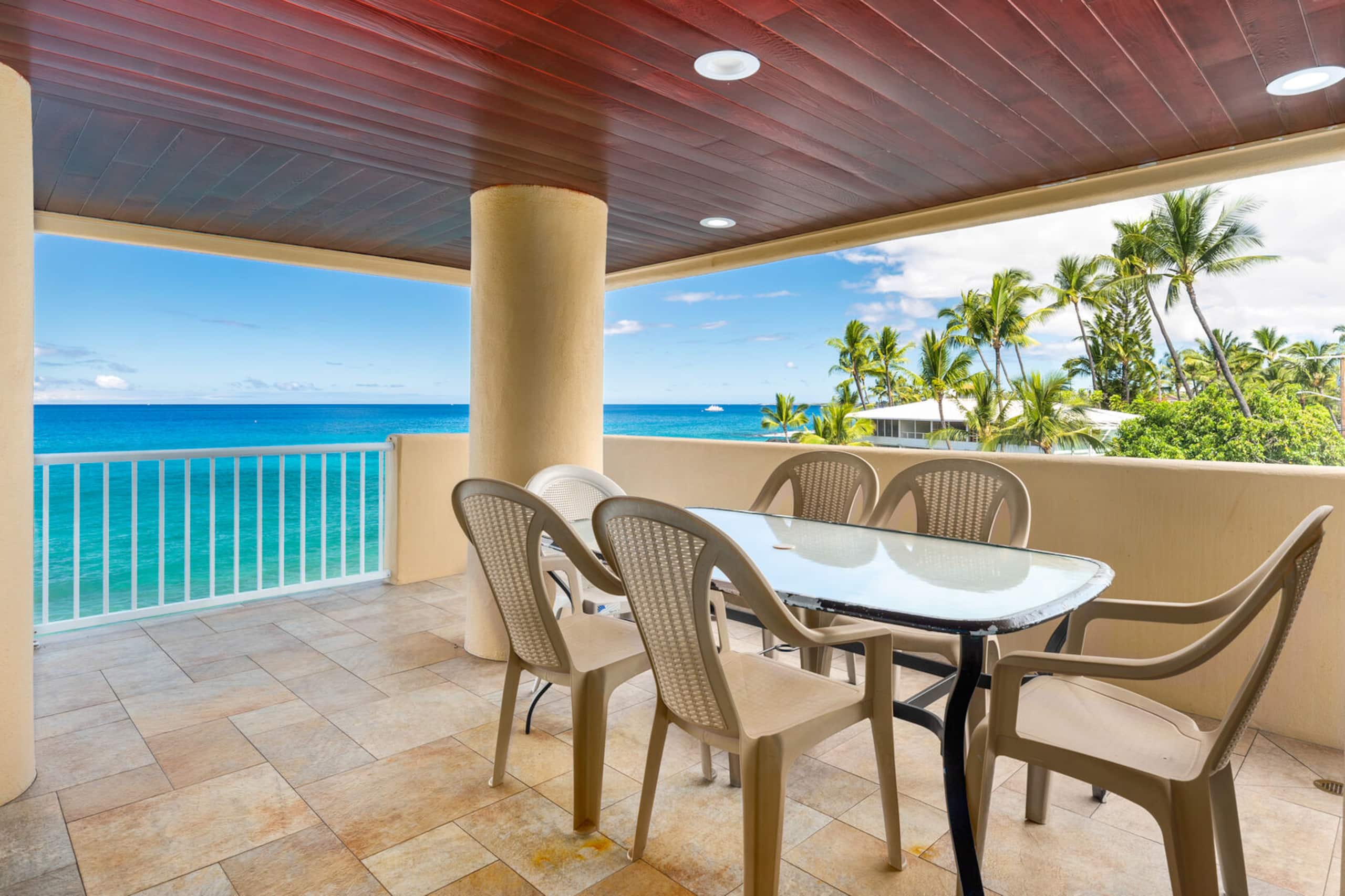 Home in Kailua-Kona · ★4.89 · 4 bedrooms · 4 beds · 4 baths - Image 44